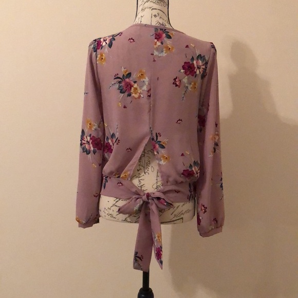 Windsor Top - Picture 8 of 8